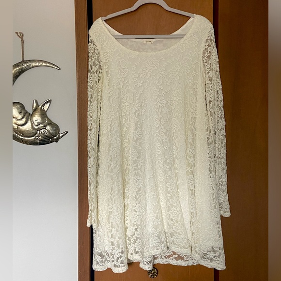 Ivory Lace Boatneck A-Line Mini Dress With Long Sleeves - Picture 1 of 4